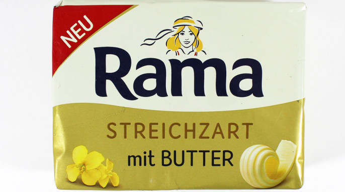 Rama streichzart mit Butter